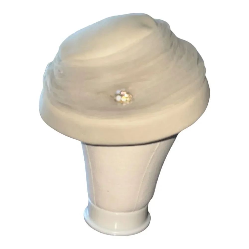 Damozel New York Vintage 1960's Beige Felt Hat w/ Faux Pearls & Rhinestones EUC